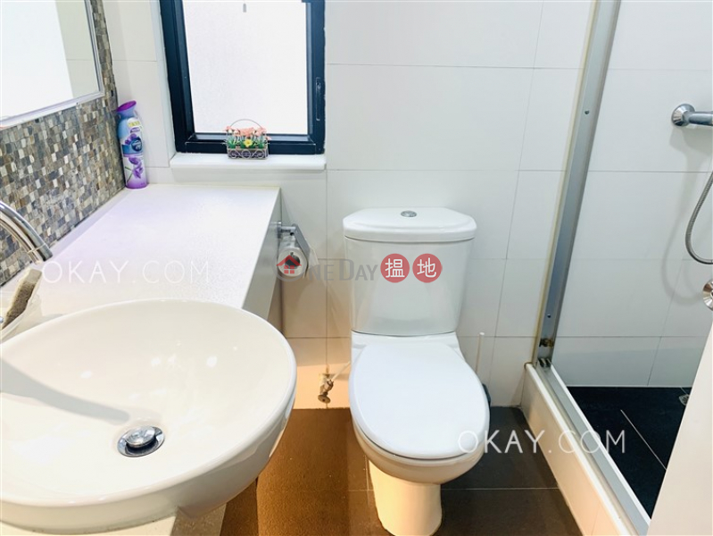 2房1廁《香港大廈出售單位》|灣仔區香港大廈(Hong Kong Mansion)出售樓盤 (OKAY-S367996)