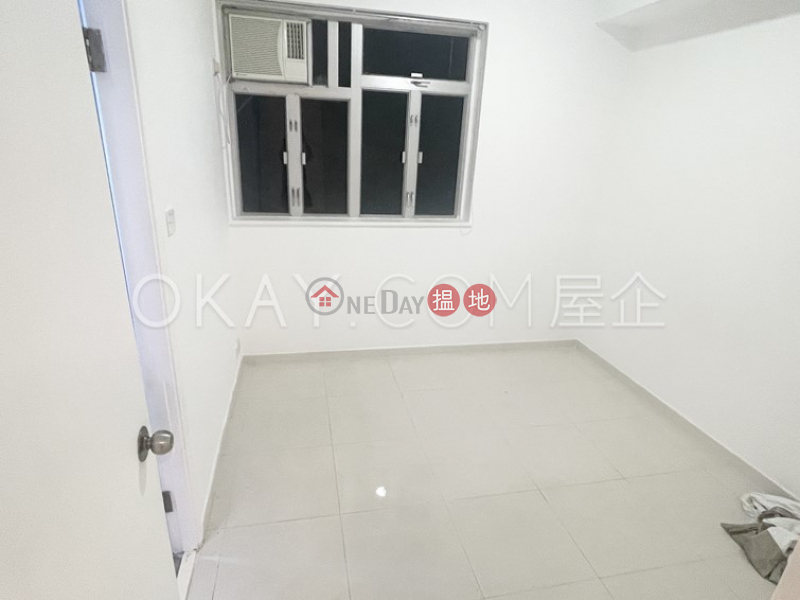 HK$ 27,000/ month, Tai Shing Building | Central District | Elegant 2 bedroom with terrace | Rental