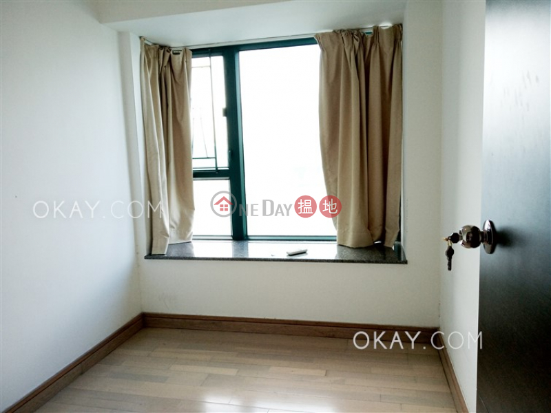 HK$ 40,000/ month, Tower 6 Grand Promenade Eastern District, Stylish 3 bed on high floor with sea views & balcony | Rental