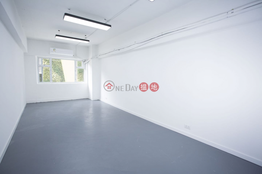 Sunny & Bright, Cozy Creative workshops and Storage Spaces, 16 Wong Chuk Hang Road | Southern District Hong Kong | Rental | HK$ 6,800/ month