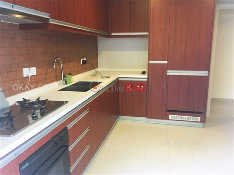 HK$ 36,000/ month Block 45-48 Baguio Villa, Western District, Efficient 2 bedroom with terrace | Rental