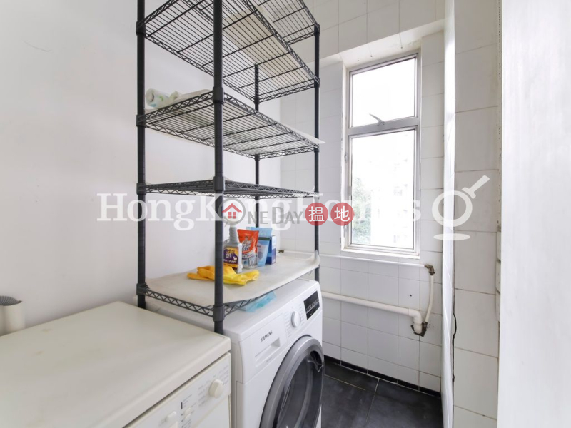 Property Search Hong Kong | OneDay | Residential | Rental Listings | 3 Bedroom Family Unit for Rent at Man Yuen Garden