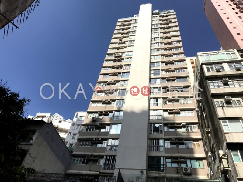 HK$ 25,000/ month, Lai Sing Building, Wan Chai District | Luxurious 1 bedroom with terrace | Rental