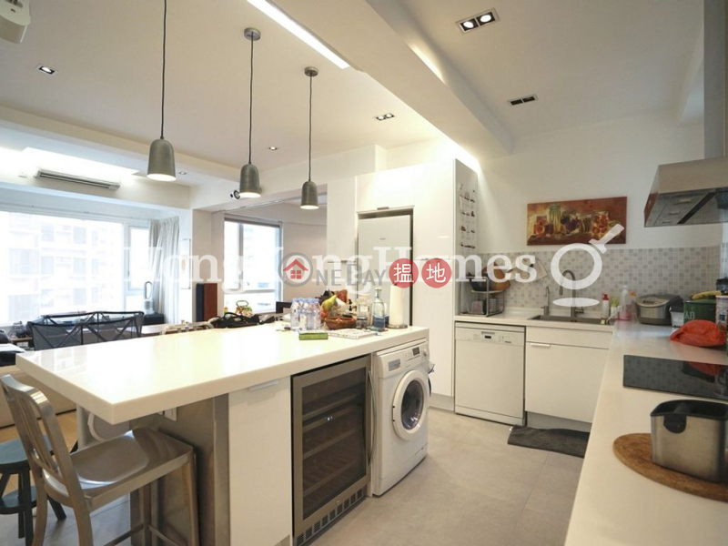 HK$ 1,880萬-山村臺 27-29 號灣仔區-山村臺 27-29 號三房兩廳單位出售