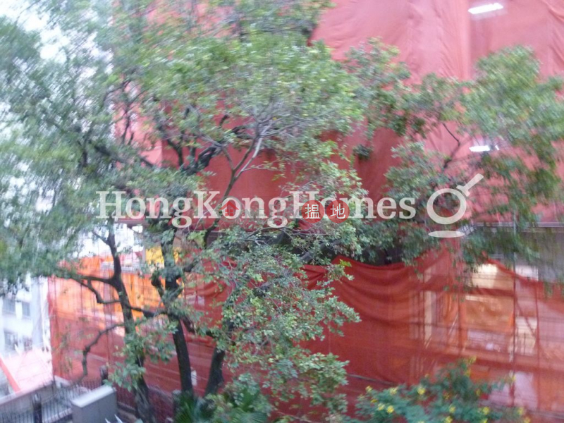 Property Search Hong Kong | OneDay | Residential Rental Listings | 3 Bedroom Family Unit for Rent at Tak Mansion