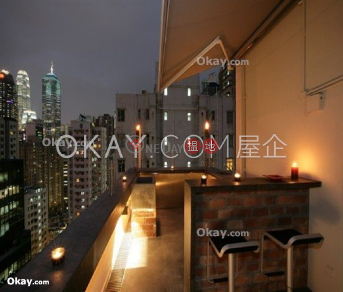 HK$ 32,000/ month Tai Ping Mansion Central District Intimate 1 bedroom on high floor with rooftop | Rental