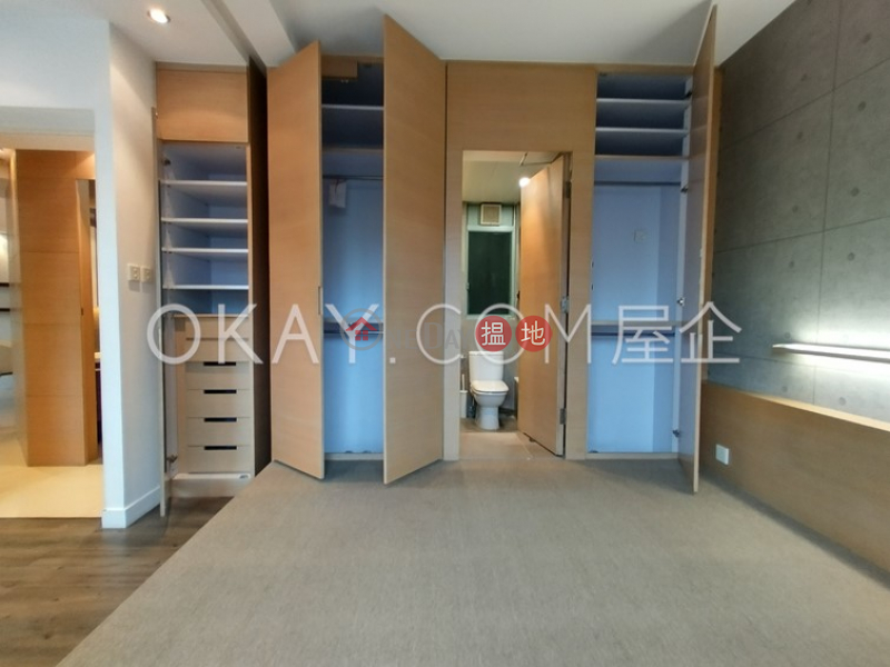 HK$ 40,000/ month Tower 1 The Victoria Towers Yau Tsim Mong, Tasteful 2 bedroom with terrace | Rental