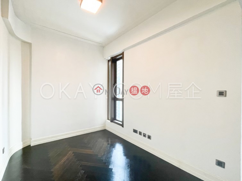 HK$ 39,000/ month, Castle One By V Western District, Stylish 2 bedroom on high floor with balcony | Rental