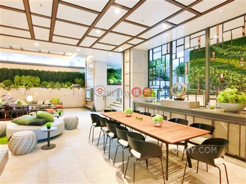 HK$ 1,460萬-眀徳山-西區2房2廁,極高層,連租約發售,露台眀徳山出售單位