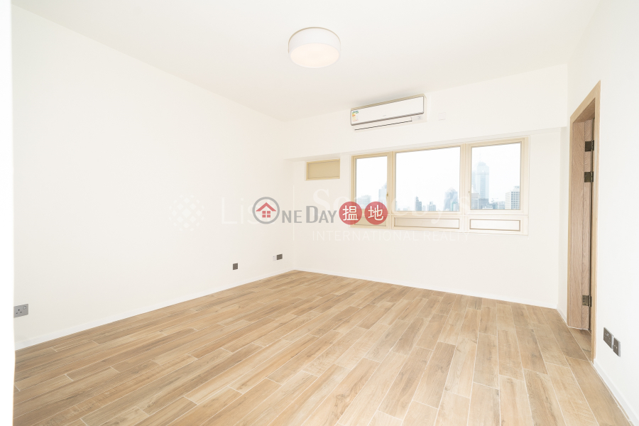 HK$ 87,000/ month St. Joan Court, Central District Property for Rent at St. Joan Court with 3 Bedrooms