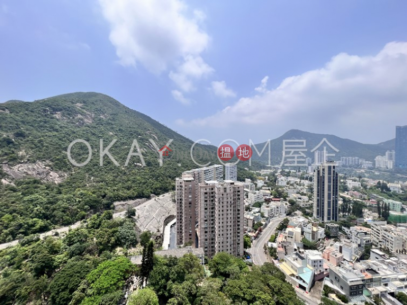 HK$ 58,700/ month | 111 Mount Butler Road Block C-D, Wan Chai District Tasteful 3 bedroom on high floor with balcony & parking | Rental