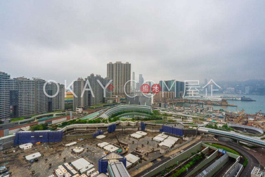 Property Search Hong Kong | OneDay | Residential | Rental Listings | Rare 3 bedroom in Kowloon Station | Rental