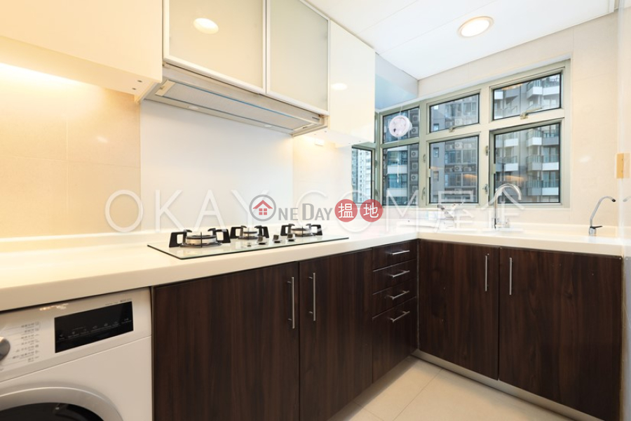 Stylish 3 bedroom with parking | Rental 117 Caine Road | Central District, Hong Kong, Rental HK$ 45,000/ month