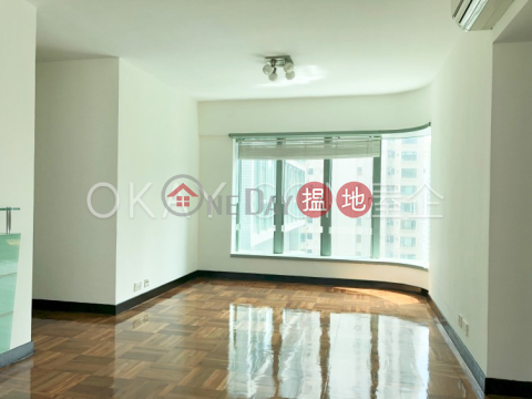 Gorgeous 3 bedroom in Mid-levels West | Rental | Casa Bella 寶華軒 _0