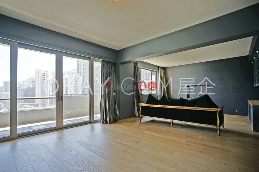 Efficient 2 bed on high floor with balcony & parking | For Sale | Robinson Garden Apartments 羅便臣花園大廈 Sales Listings