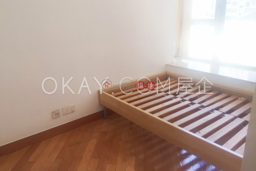 Tasteful 2 bedroom with balcony | For Sale | Manhattan Avenue Manhattan Avenue Sales Listings