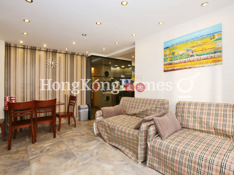 3 Bedroom Family Unit for Rent at Chong Hing Building | Chong Hing Building 祥興大廈 Rental Listings