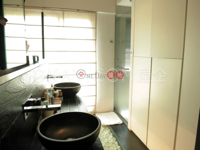 HK$ 35,000/ month 11-13 Old Bailey Street | Central District | Lovely 1 bedroom on high floor with rooftop | Rental