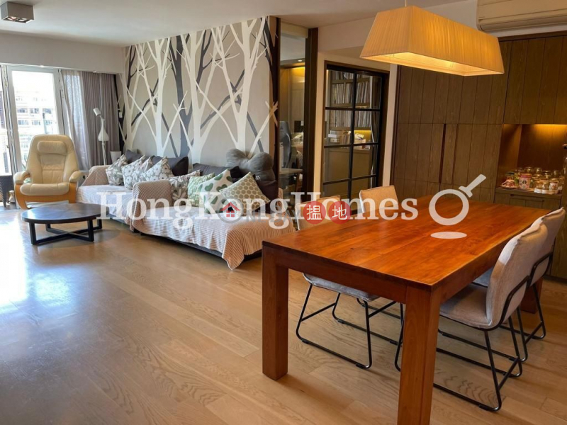 3 Bedroom Family Unit at Block 19-24 Baguio Villa | For Sale, 550 Victoria Road | Western District | Hong Kong | Sales, HK$ 25.8M