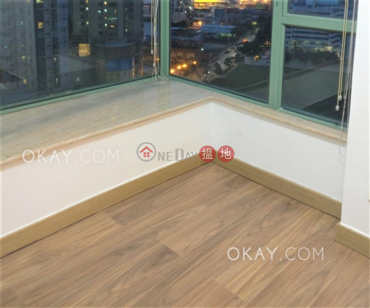 HK$ 28,000/ month Island Harbourview Yau Tsim Mong | Lovely 3 bedroom on high floor | Rental