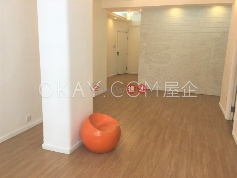 Property Search Hong Kong | OneDay | Residential, Rental Listings | Gorgeous 2 bedroom in Mid-levels West | Rental