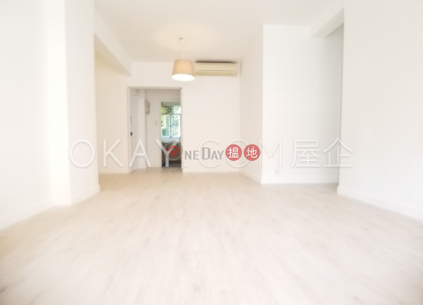 Rare 3 bedroom with rooftop, balcony | Rental | Greenside Villa 翠屏苑 Rental Listings