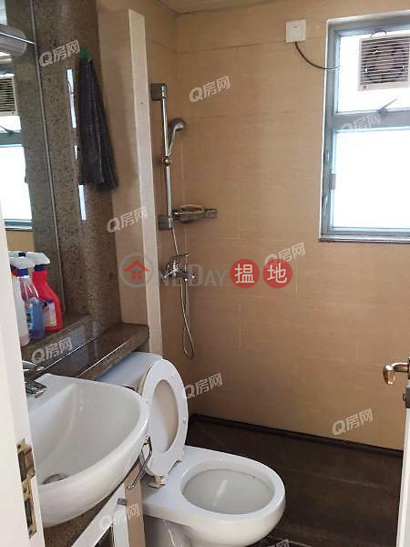 Queen\'s Terrace | 2 bedroom Flat for Rent 1 Queens Street | Western District | Hong Kong | Rental HK$ 20,000/ month