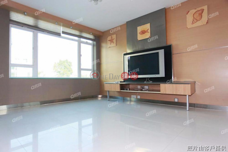 Property Search Hong Kong | OneDay | Residential, Sales Listings, House 18 Villa Royale | 3 bedroom House Flat for Sale
