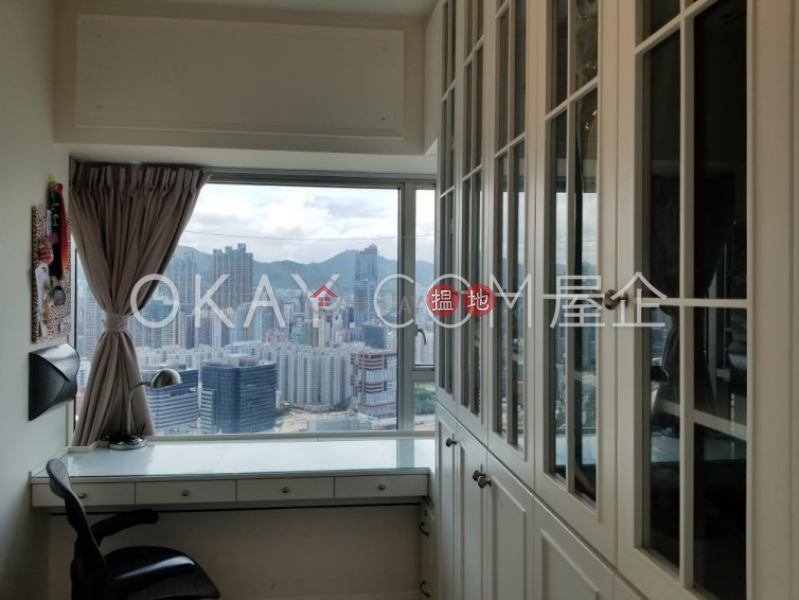 HK$ 50,000/ month, Sorrento Phase 2 Block 2, Yau Tsim Mong Elegant 3 bedroom in Kowloon Station | Rental