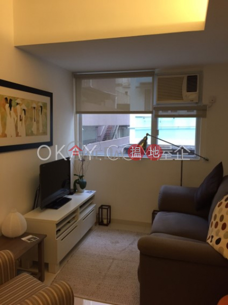 Property Search Hong Kong | OneDay | Residential | Sales Listings | Nicely kept 2 bedroom with terrace | For Sale