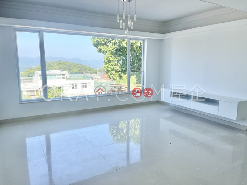 HK$ 31.8M Las Pinadas, Sai Kung | Stylish house with terrace & parking | For Sale