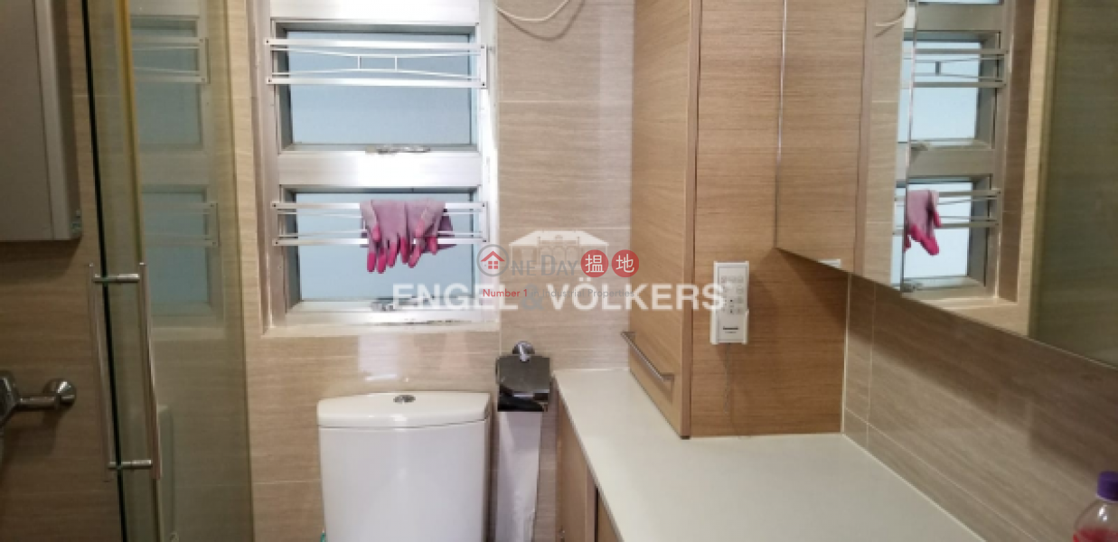 Property Search Hong Kong | OneDay | Residential Sales Listings 3 Bedroom Family Apartment/Flat for Sale in Whampoa Garden