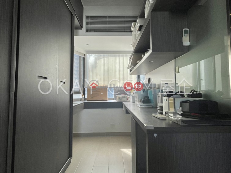 Gorgeous 1 bedroom on high floor with balcony | Rental 7-9 Caine Road | Central District, Hong Kong | Rental HK$ 35,000/ month