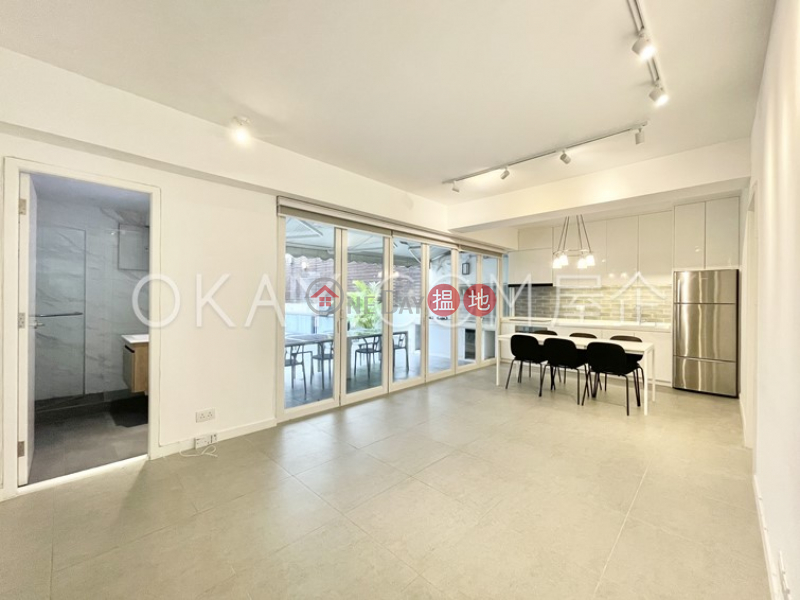 HK$ 26M | Grand Court, Wan Chai District | Nicely kept 3 bedroom with terrace & parking | For Sale