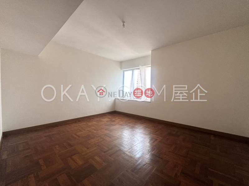 Property Search Hong Kong | OneDay | Residential | Sales Listings | Gorgeous 4 bedroom on high floor with parking | For Sale