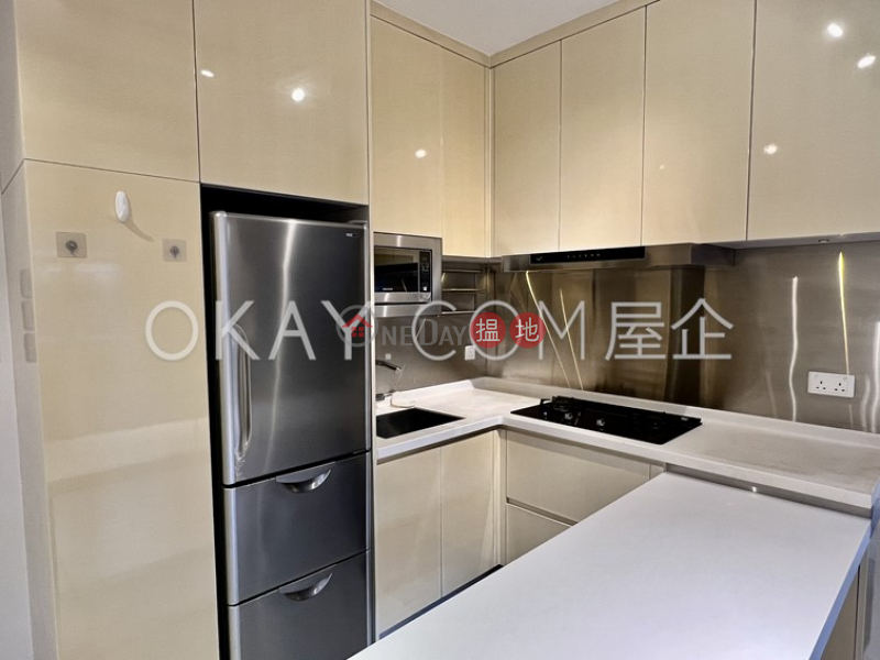 HK$ 10M Tai Hang Terrace, Wan Chai District Lovely 2 bedroom with parking | For Sale