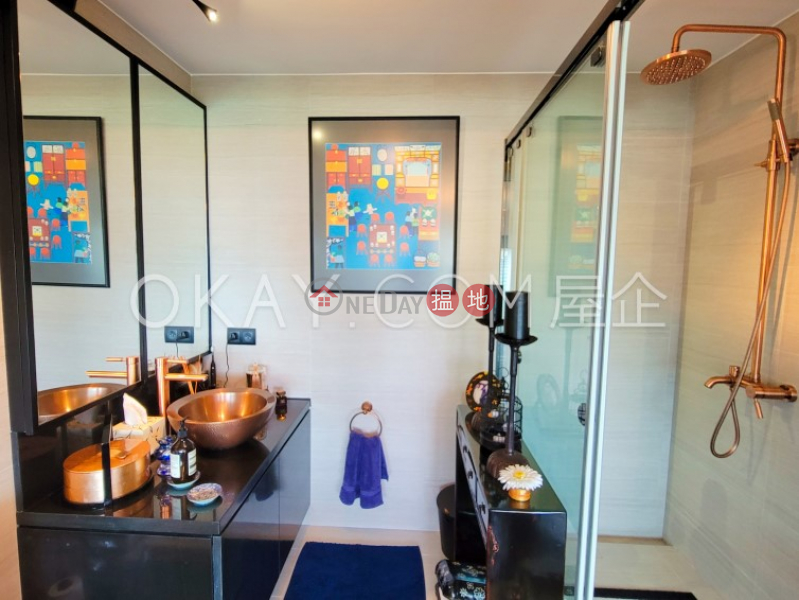 Nicely kept house with sea views, balcony | For Sale 48 Sheung Sze Wan Road | Sai Kung | Hong Kong | Sales | HK$ 19M