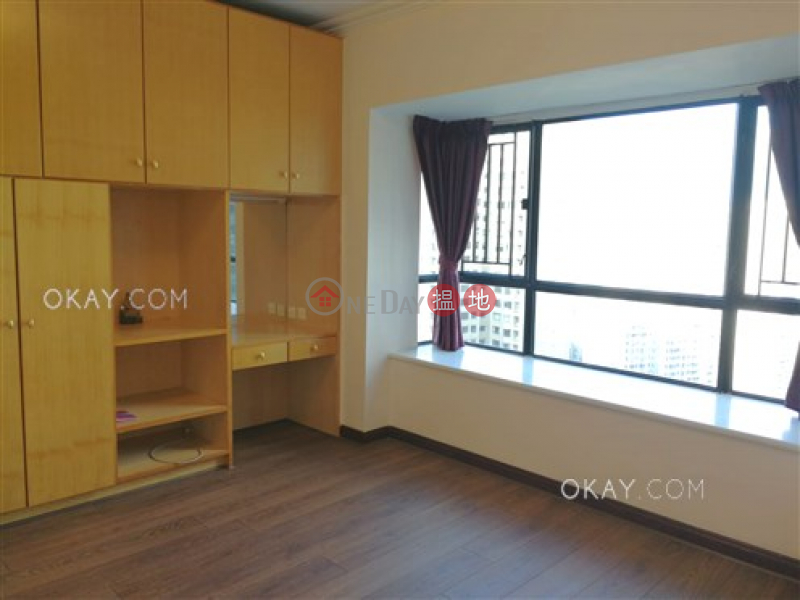 HK$ 58M | Dynasty Court | Central District, Exquisite 3 bed on high floor with balcony & parking | For Sale