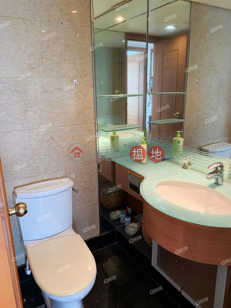 Property Search Hong Kong | OneDay | Residential Rental Listings, Tower 5 Island Resort | 3 bedroom High Floor Flat for Rent
