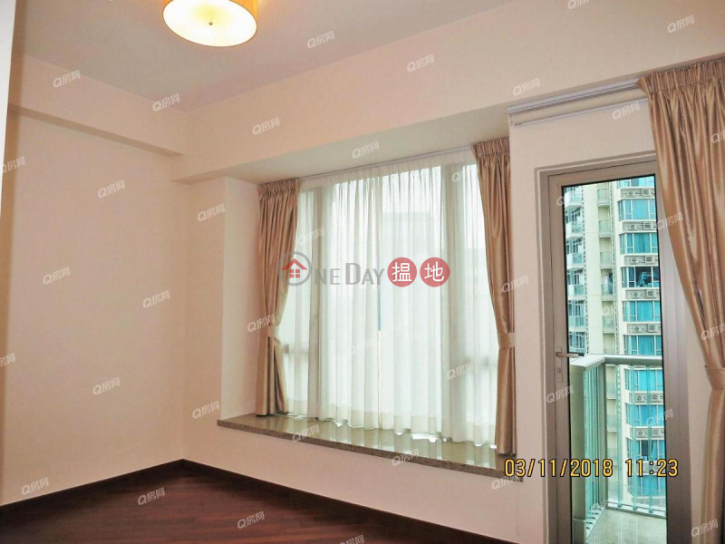 HK$ 40,000/ month The Avenue Tower 2 | Wan Chai District The Avenue Tower 2 | 2 bedroom Mid Floor Flat for Rent