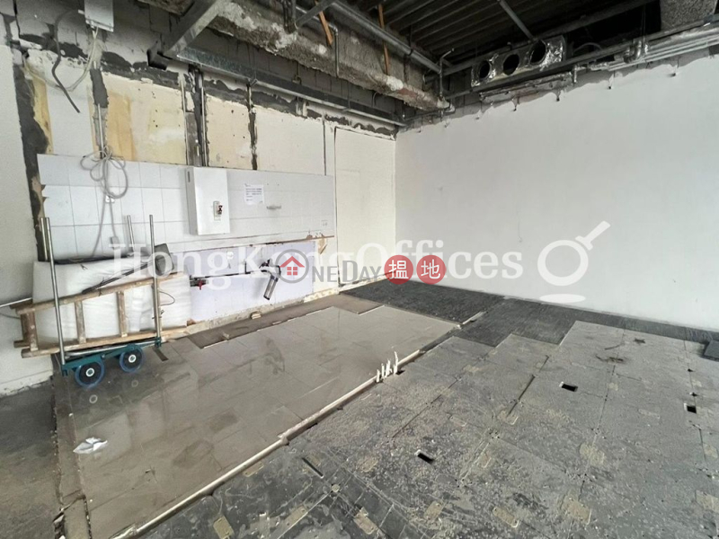 HK$ 120,560/ month Shun Tak Centre, Western District, Office Unit for Rent at Shun Tak Centre