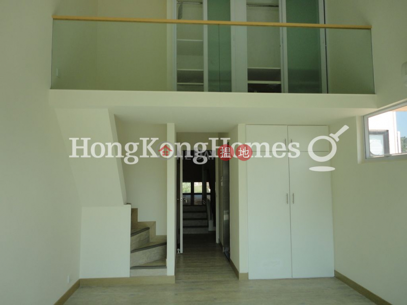 Property Search Hong Kong | OneDay | Residential Rental Listings 3 Bedroom Family Unit for Rent at Phase 1 Beach Village, 16 Seahorse Lane