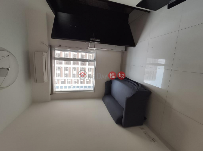 Flat for Rent in Luen Fat Mansion, Wan Chai | 36-42 Johnston Road | Wan Chai District | Hong Kong | Rental, HK$ 15,500/ month