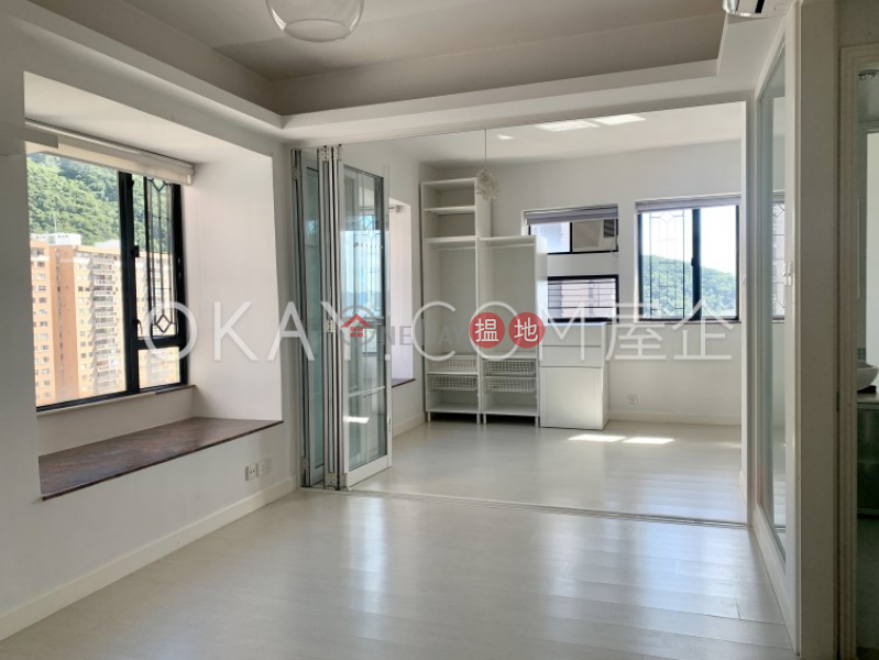 HK$ 25,000/ month | Ying Piu Mansion, Western District, Rare penthouse with sea views & rooftop | Rental