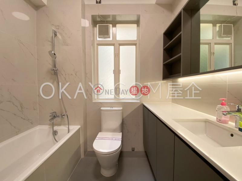 Efficient 3 bedroom with balcony & parking | Rental 106-108 MacDonnell Road | Central District Hong Kong, Rental | HK$ 82,000/ month