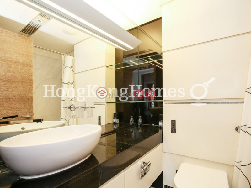 HK$ 58,000/ month | Centrestage | Central District, 3 Bedroom Family Unit for Rent at Centrestage