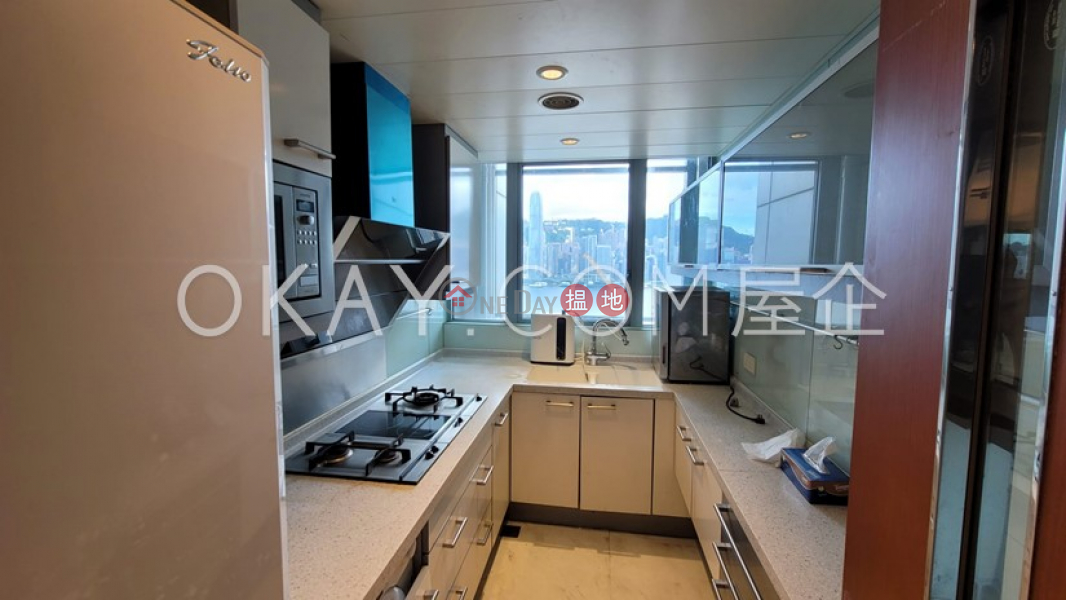 HK$ 55,000/ month | The Harbourside Tower 3 Yau Tsim Mong | Charming 3 bedroom with balcony | Rental