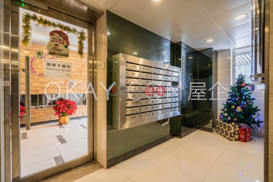Tasteful 3 bedroom with balcony | Rental, Winner Court 榮華閣 Rental Listings | Central District (OKAY-R107953)