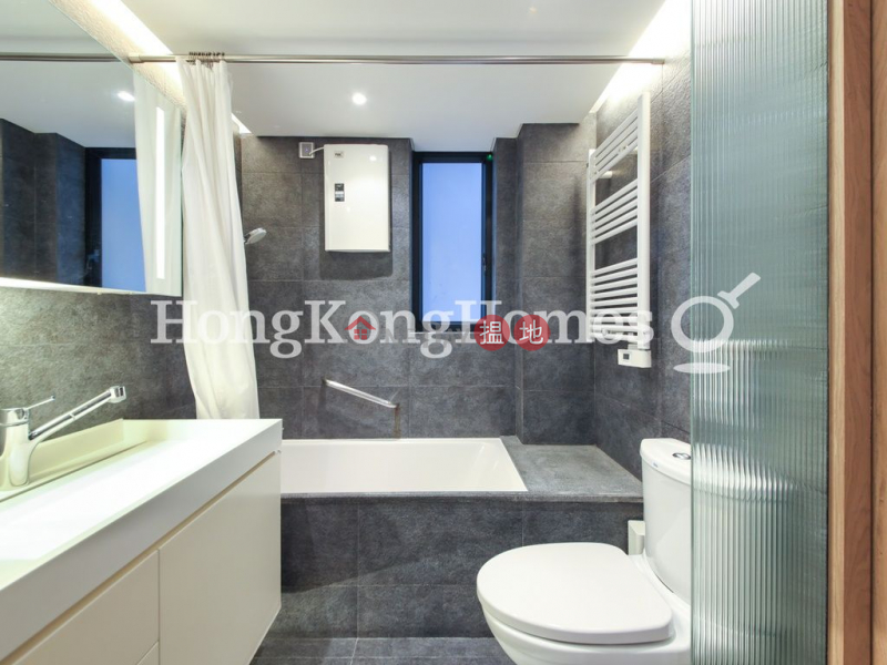 3 Bedroom Family Unit for Rent at Alpine Court 12 Kotewall Road | Western District, Hong Kong | Rental HK$ 73,800/ month