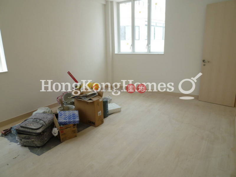 HK$ 65,000/ month Royal Villa, Wan Chai District 3 Bedroom Family Unit for Rent at Royal Villa